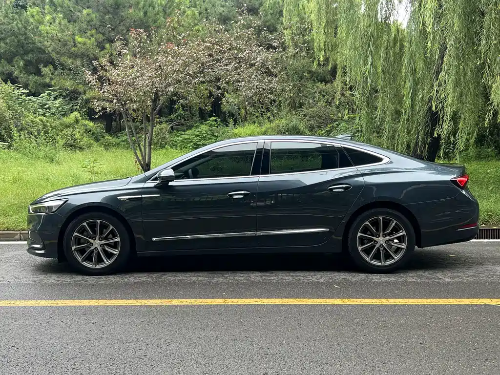 Buick LaCrosse — миниатюра 3