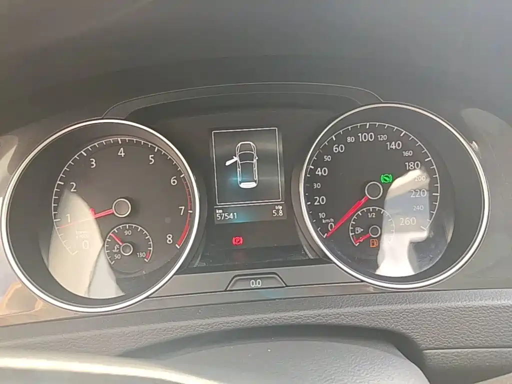Volkswagen Golf — миниатюра 8