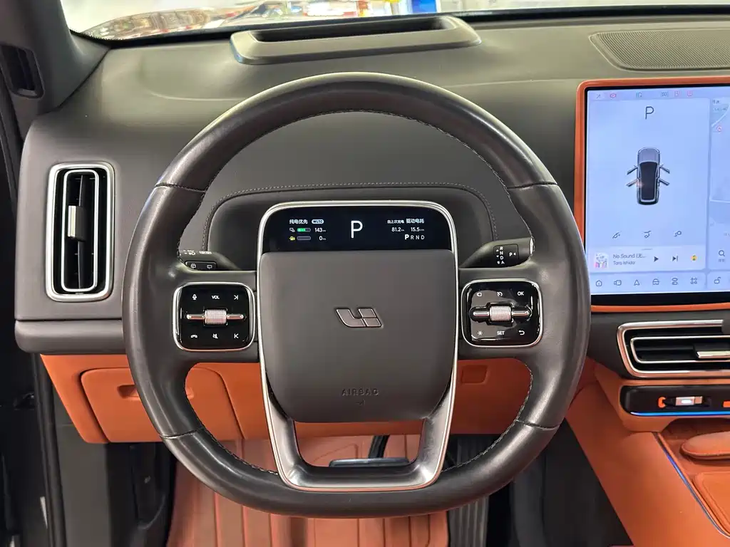 Li Auto Li L8 — миниатюра 16