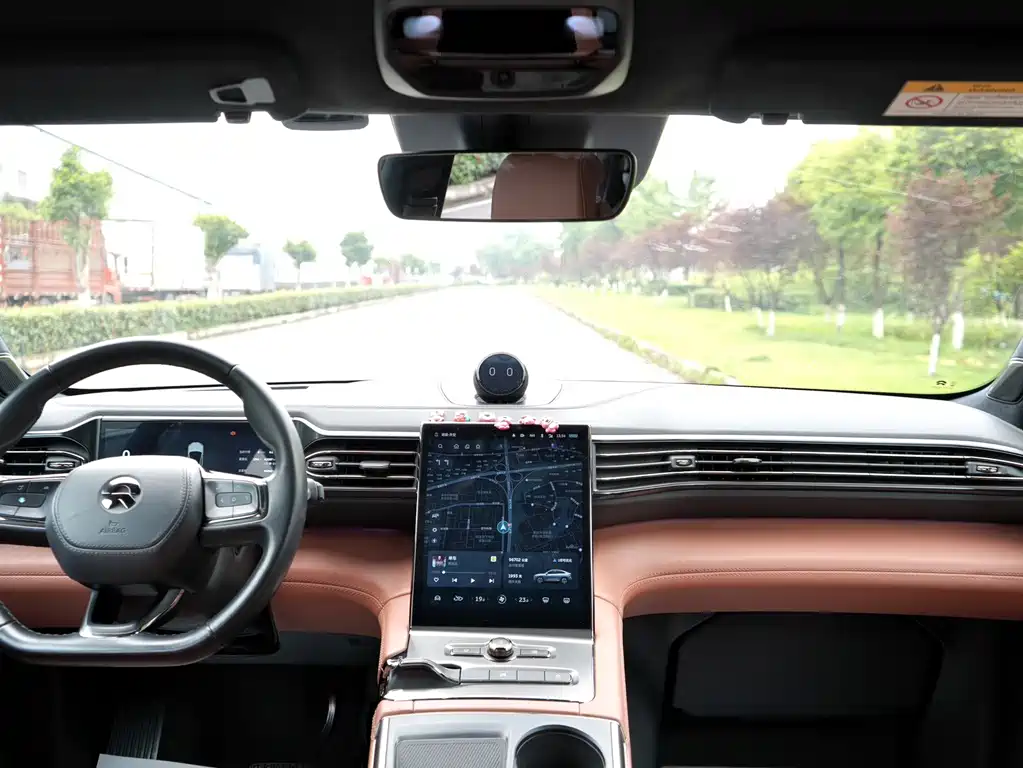 NIO EC6 — миниатюра 14