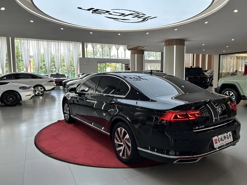 Volkswagen 迈腾 PHEV — миниатюра 7
