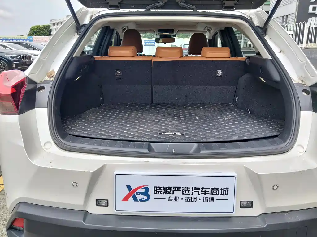 Lexus UX — миниатюра 17