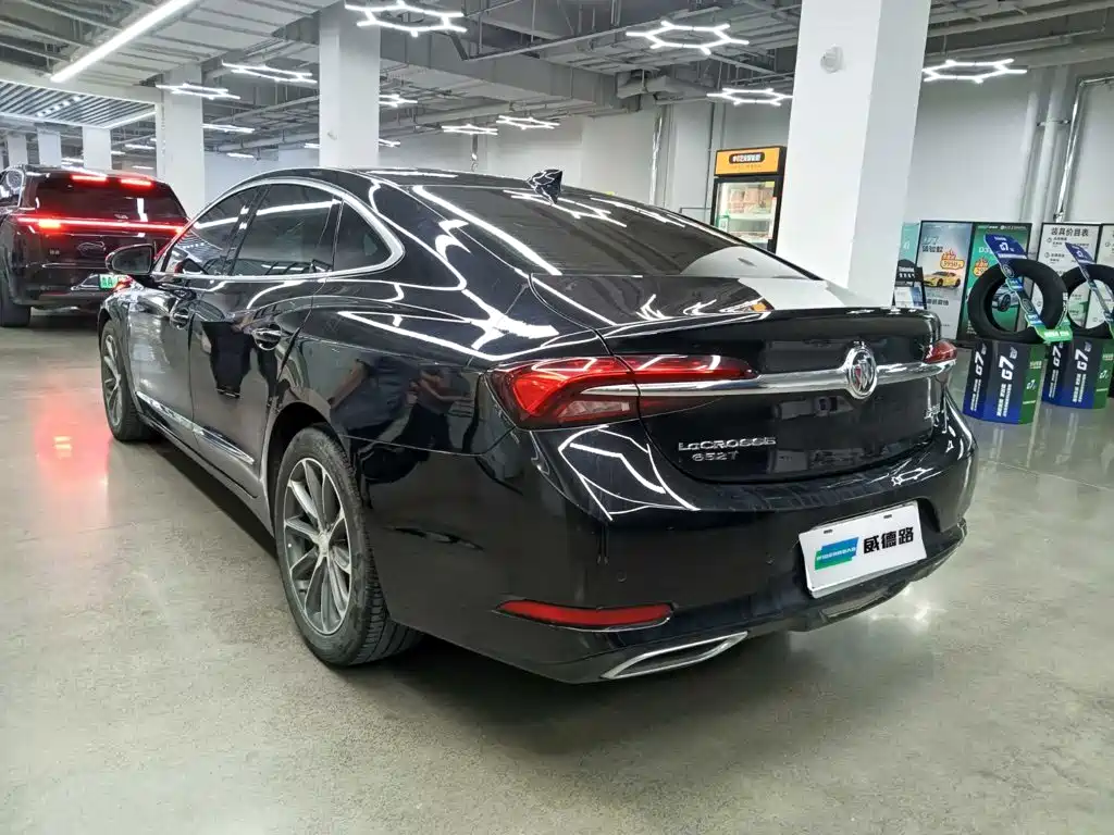 Buick LaCrosse — миниатюра 3