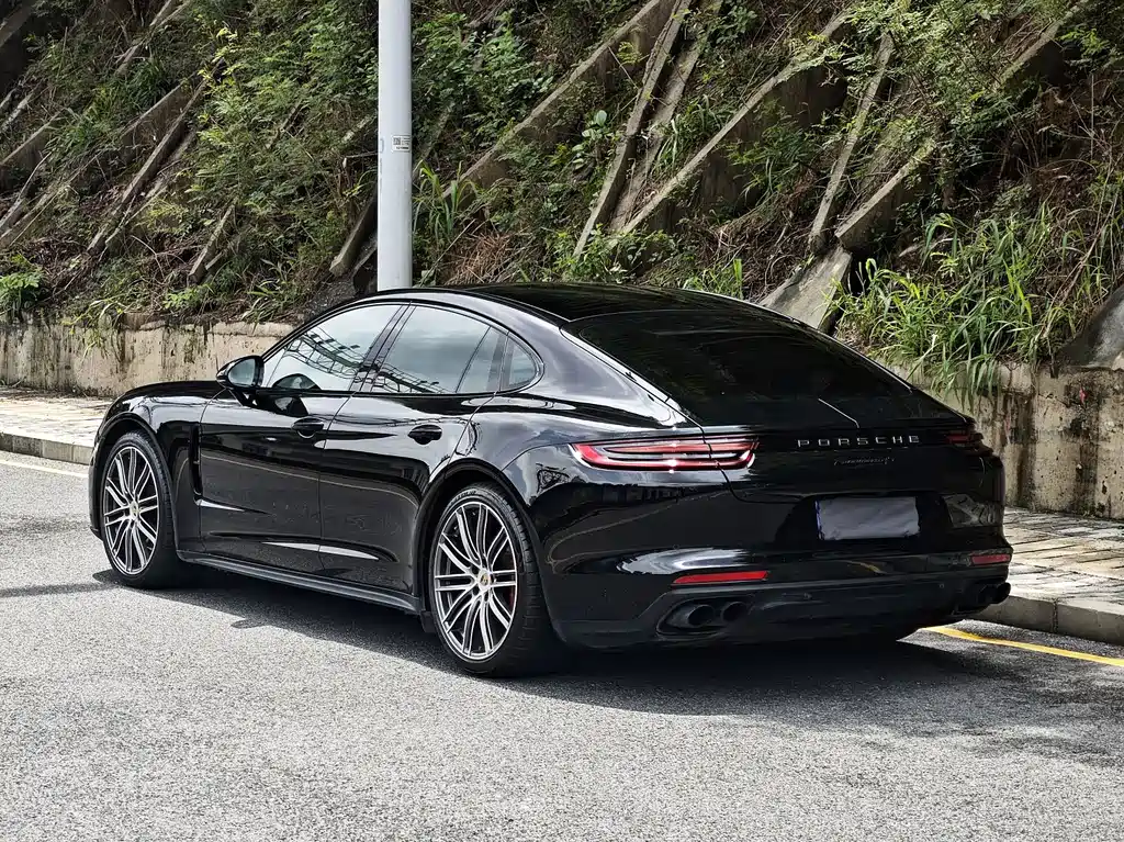 Porsche Panamera — миниатюра 3