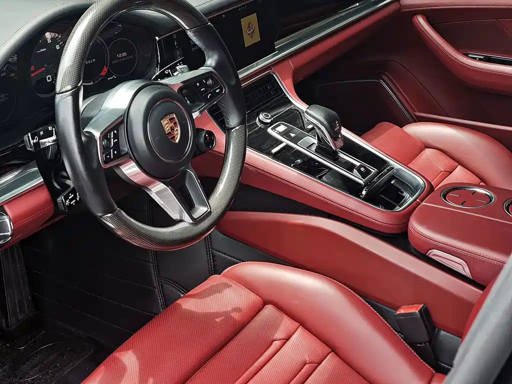 Porsche Panamera — миниатюра 7
