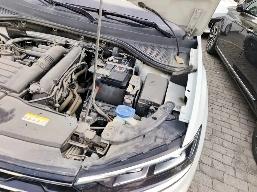 Volkswagen T-Roc — миниатюра 21