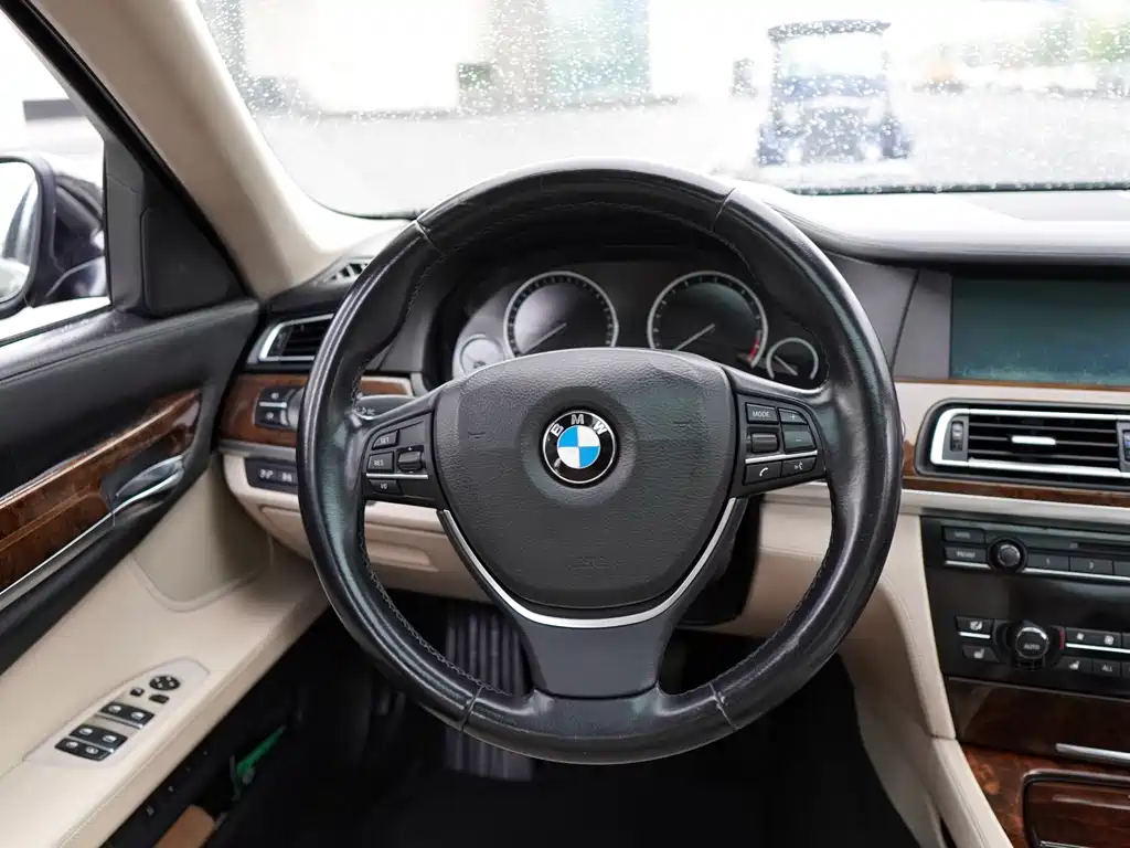 BMW 7 Series 7 2010 760Li