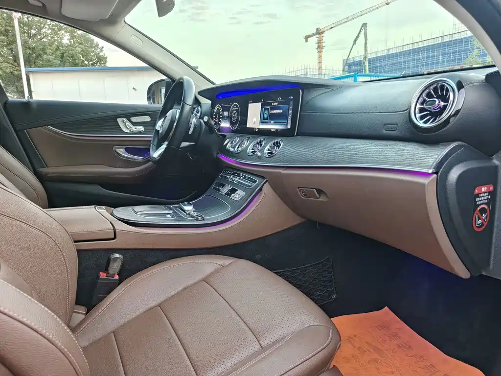 Mercedes-Benz E-Class — миниатюра 19