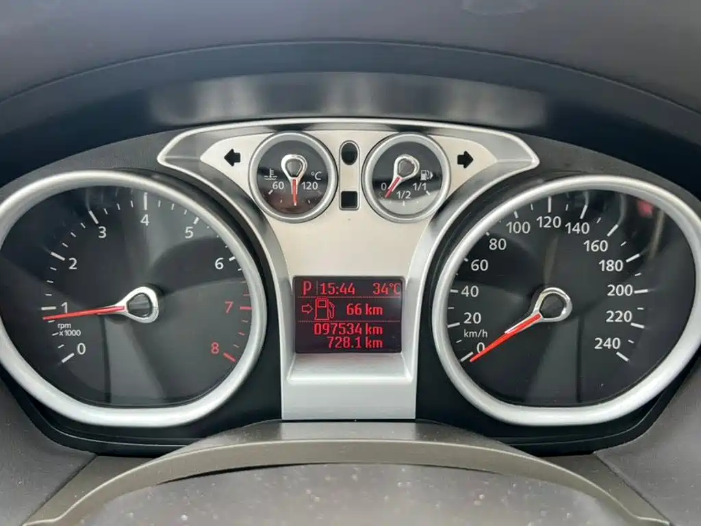 Ford Focus — миниатюра 7
