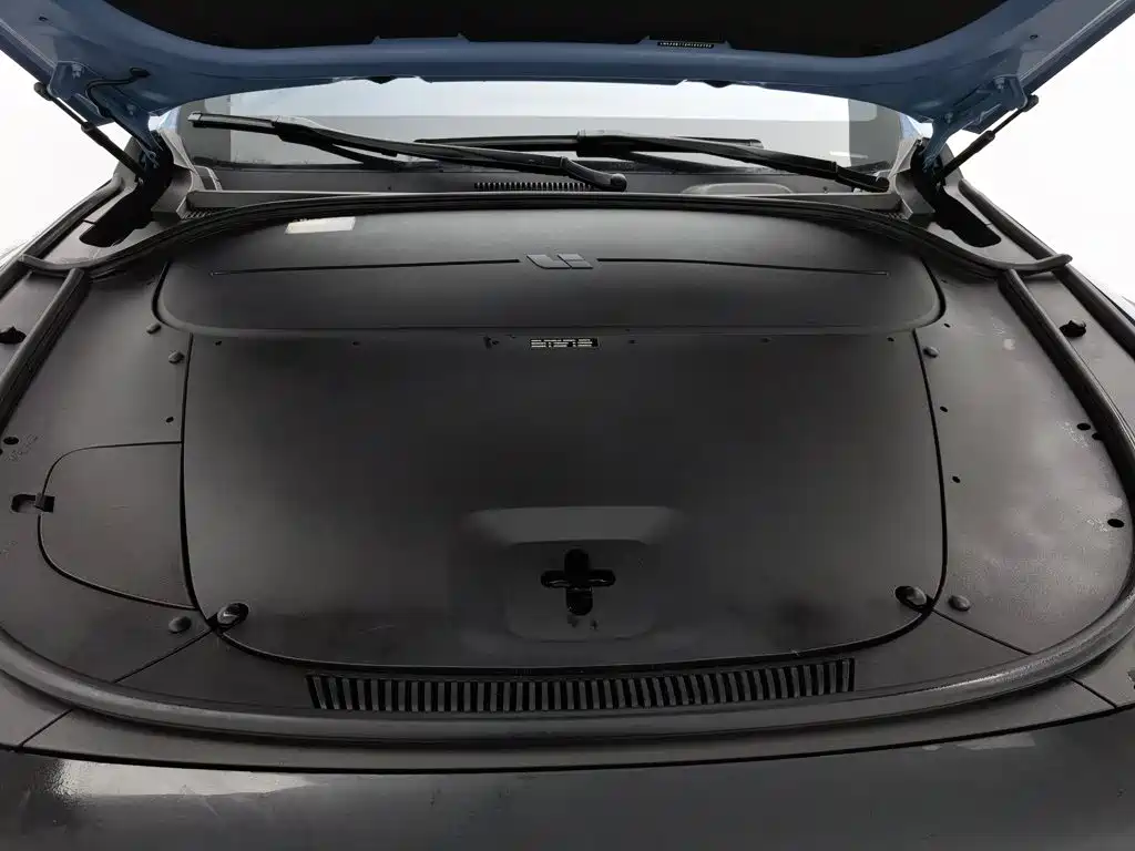 Li Auto Li ONE — миниатюра 6