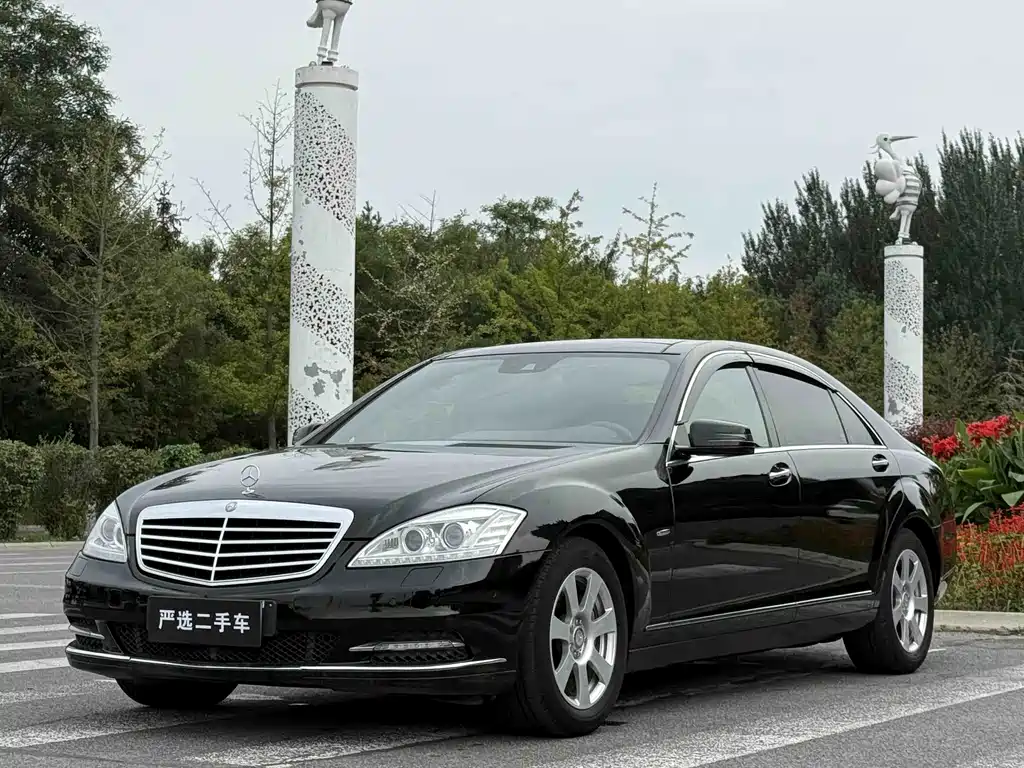 Mercedes-Benz S-Class — миниатюра 2