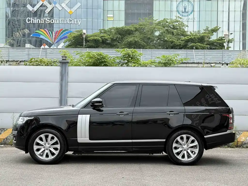 Land Rover Range Rover 2015 3.0 TDV6 Vogue
