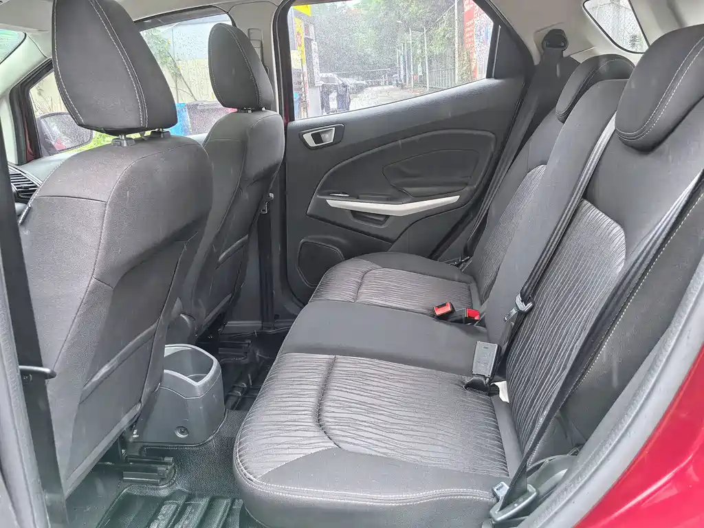 Ford EcoSport 2013 1.5L AT Luxury