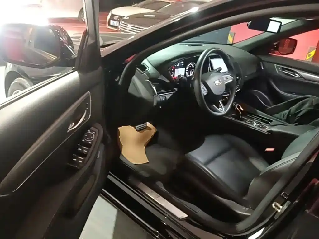 Cadillac CT5 — миниатюра 15