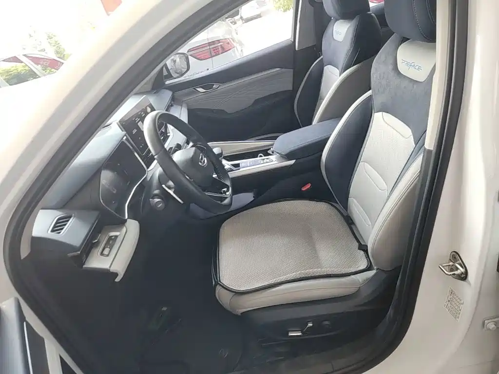 Geely Xingrui — миниатюра 15