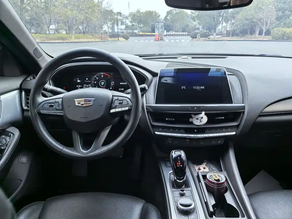 CADILLAC CT5