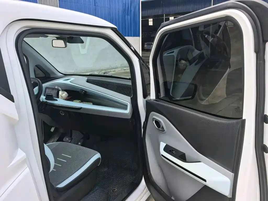 Wuling Nano EV — миниатюра 9