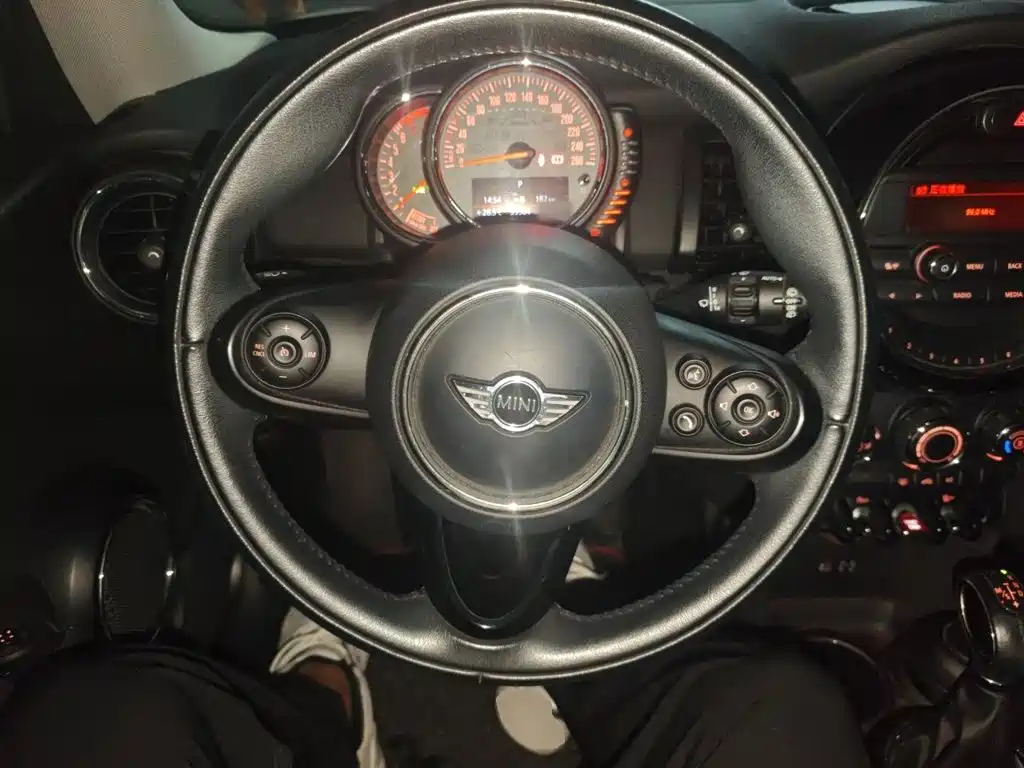 MINI Mini — миниатюра 6