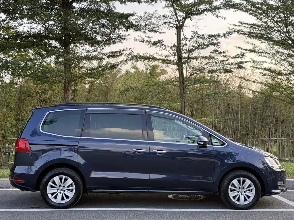 Volkswagen Sharan — миниатюра 5