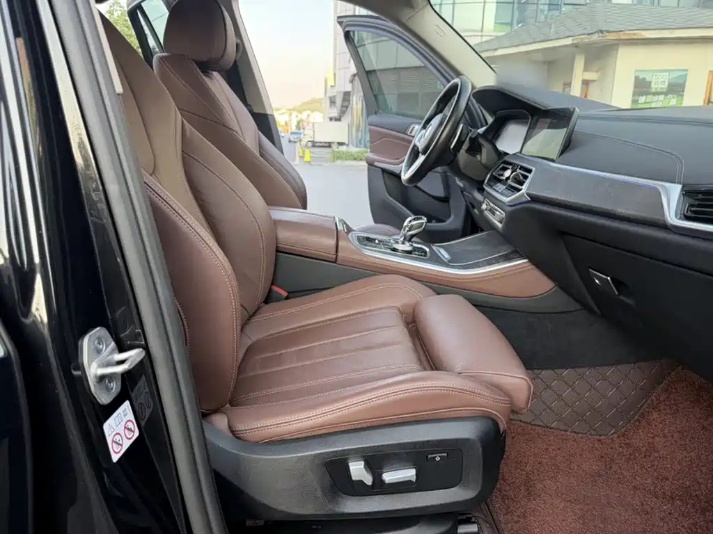 BMW X5 (Import) — миниатюра 22