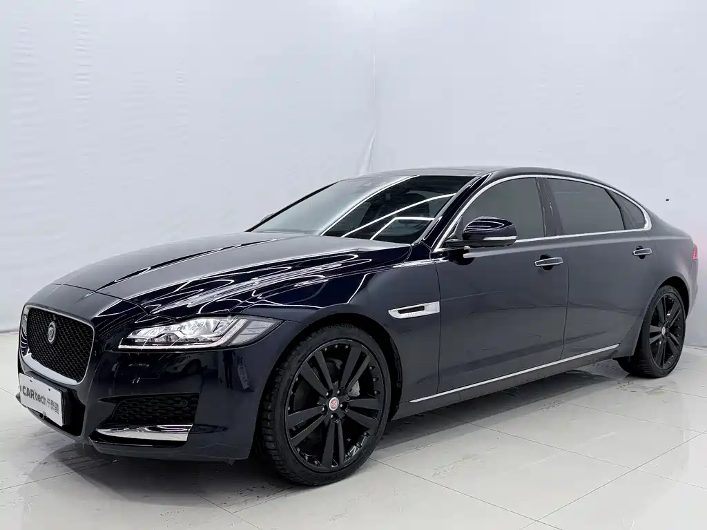 Jaguar XFL 2021