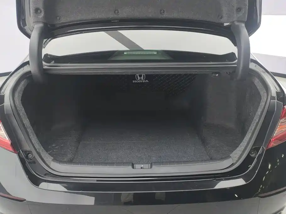Honda Accord — миниатюра 4
