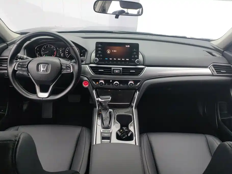 Honda Accord — миниатюра 12
