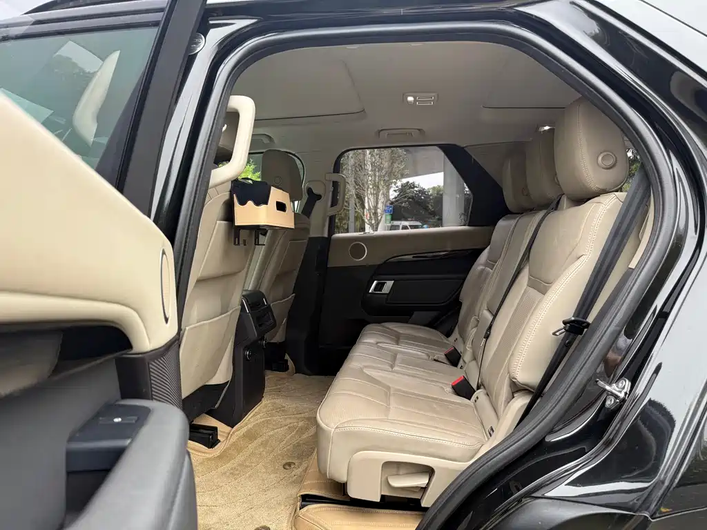 Land Rover Discovery 2017 3.0 SC V6 SE