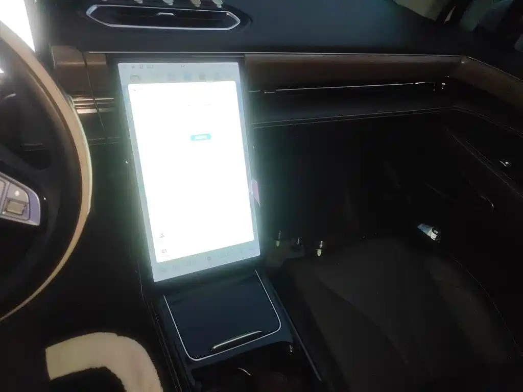 XPeng P5 — миниатюра 6