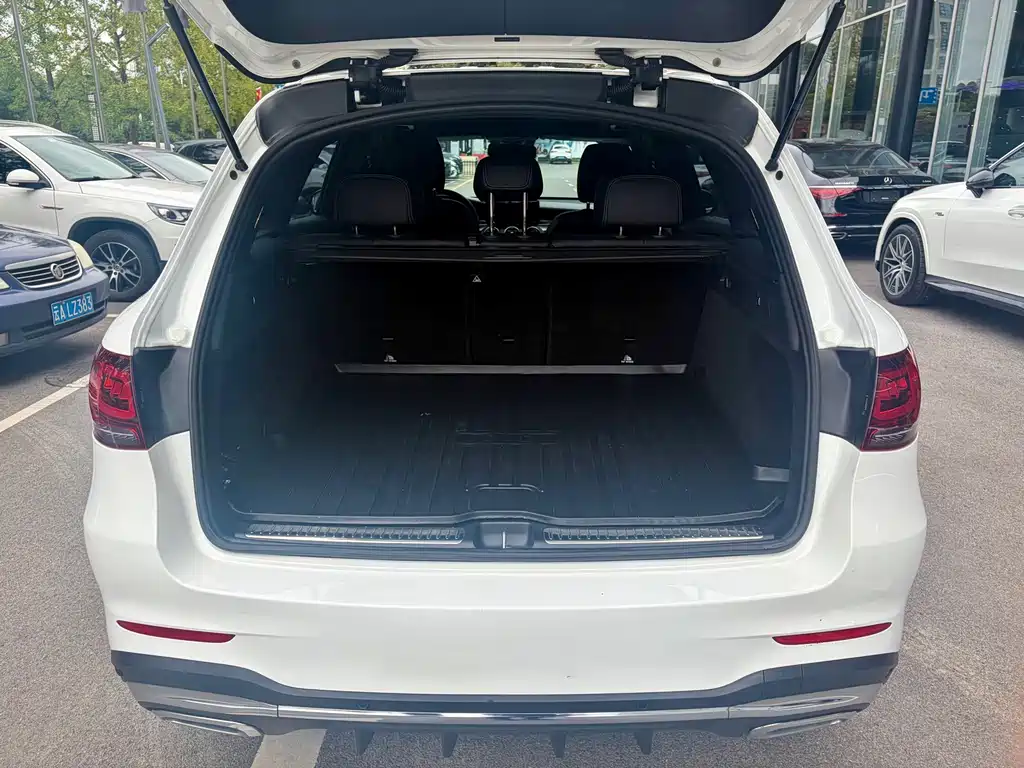 Mercedes-Benz GLC — миниатюра 10
