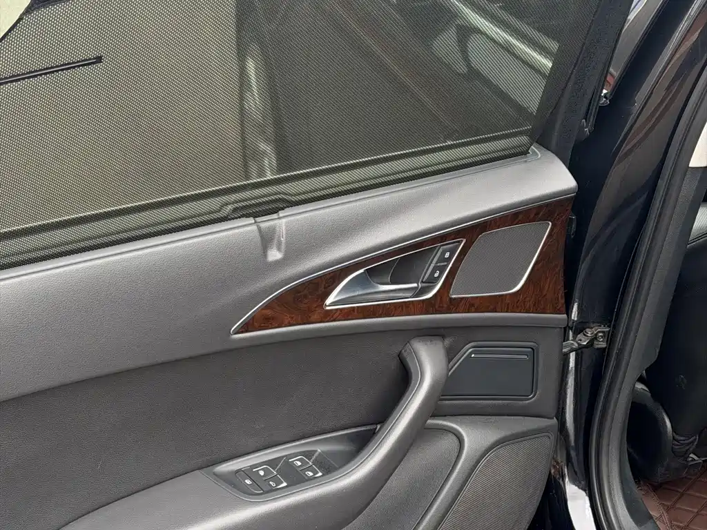 Audi A6L — миниатюра 10