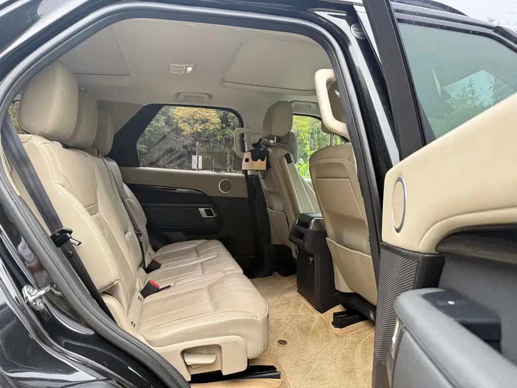 Land Rover Discovery 2017 3.0 SC V6 SE