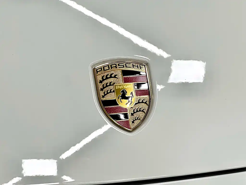 Porsche Cayenne — миниатюра 4