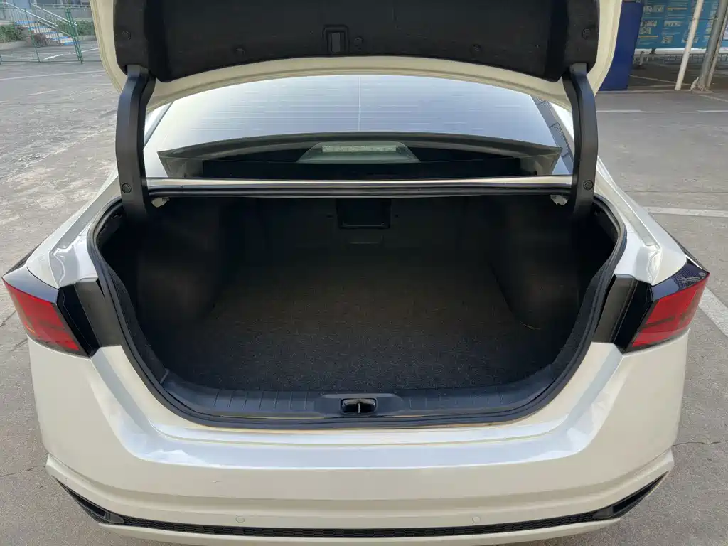 Nissan Teana — миниатюра 20