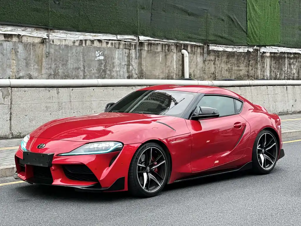 TOYOTA SUPRA