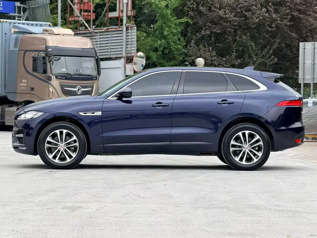Jaguar F-PACE — миниатюра 9
