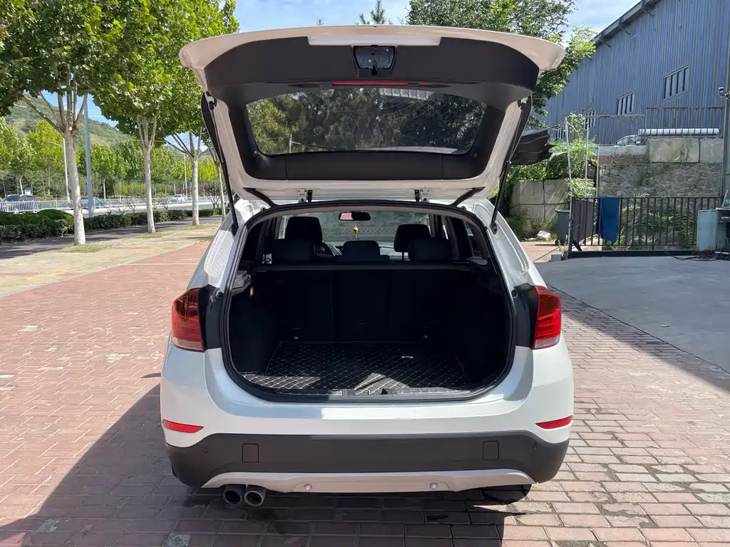 BMW X1 — миниатюра 15