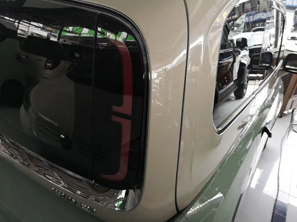 Baojun KiWi EV — миниатюра 8