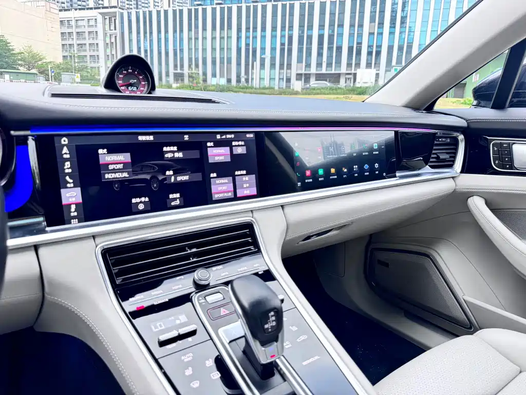Porsche Panamera — миниатюра 9