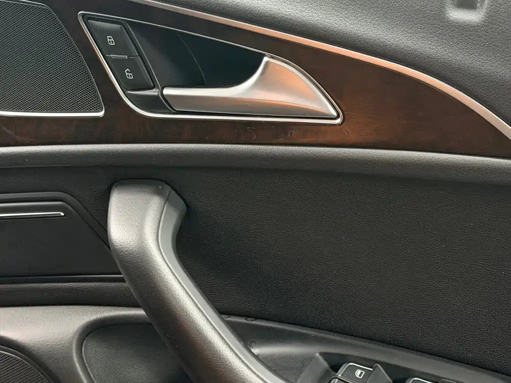 Audi A6L — миниатюра 16