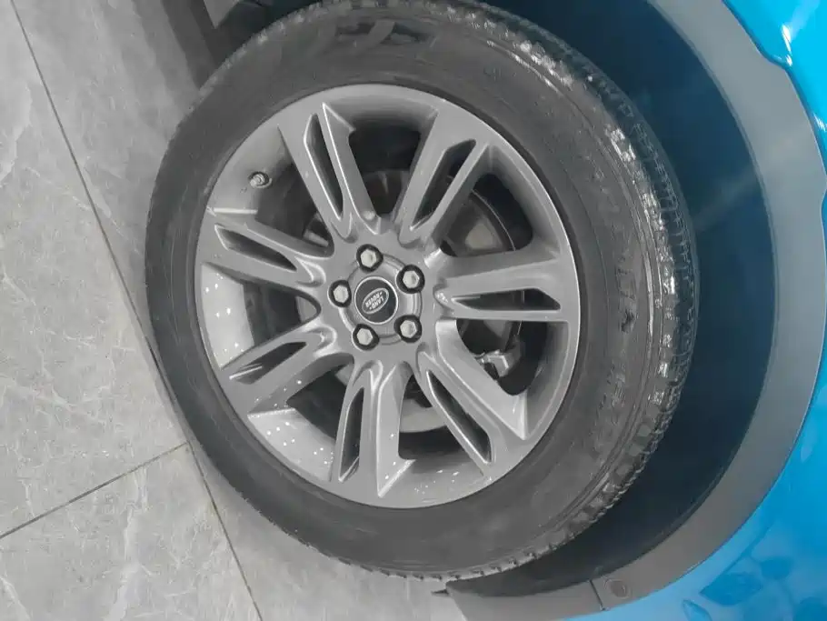 Land Rover Evoque — миниатюра 6