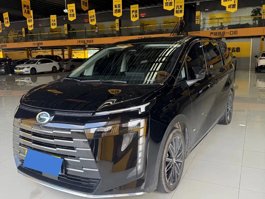 GAC Motor Trumpchi E8