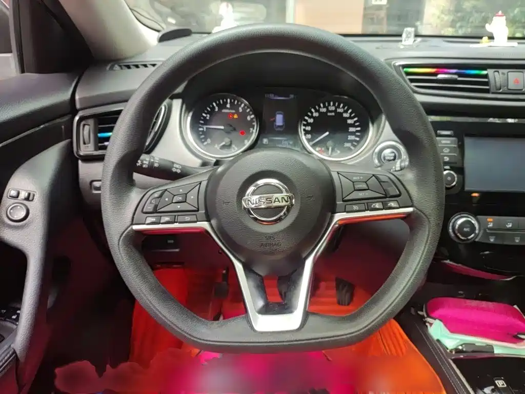 Nissan X-Trail — миниатюра 3