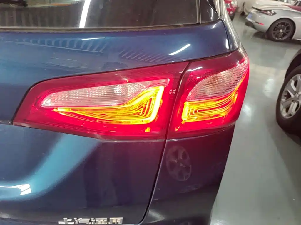 Chevrolet Equinox — миниатюра 8