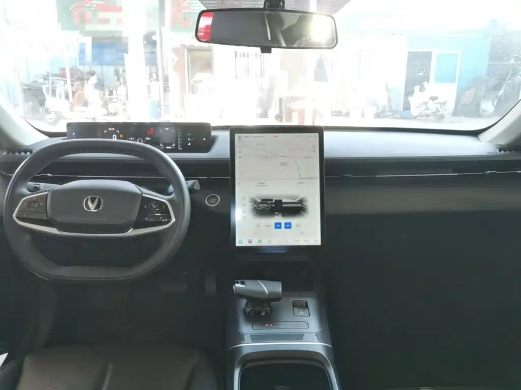 Changan Yida — миниатюра 10