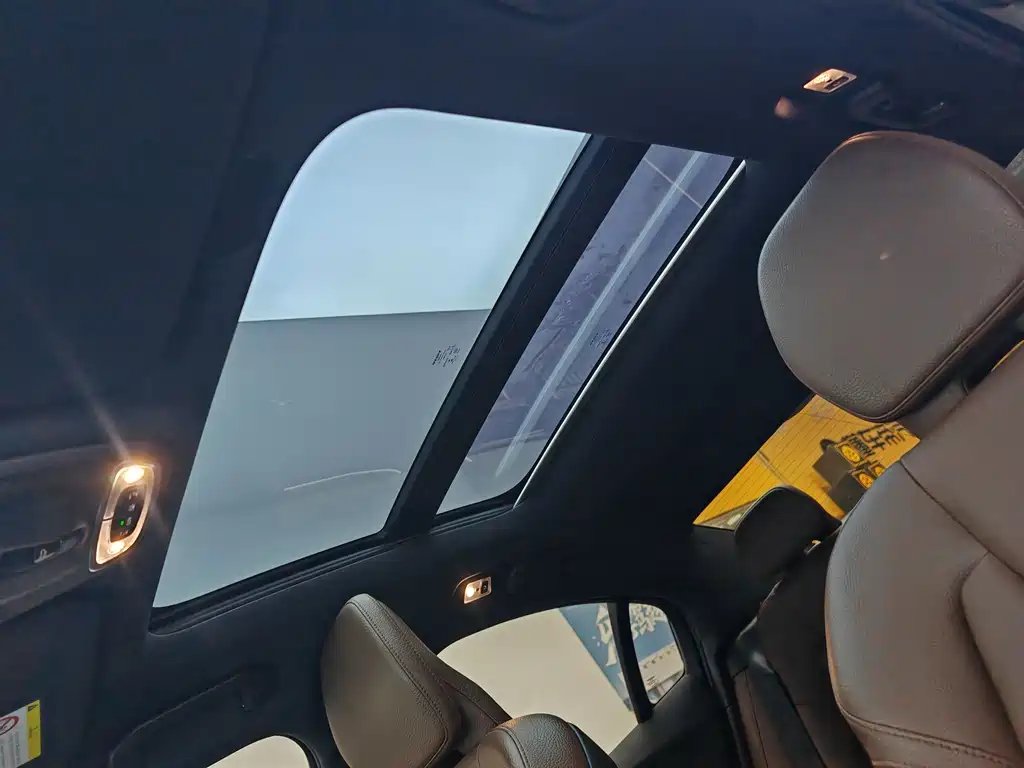 Volvo S60 — миниатюра 19