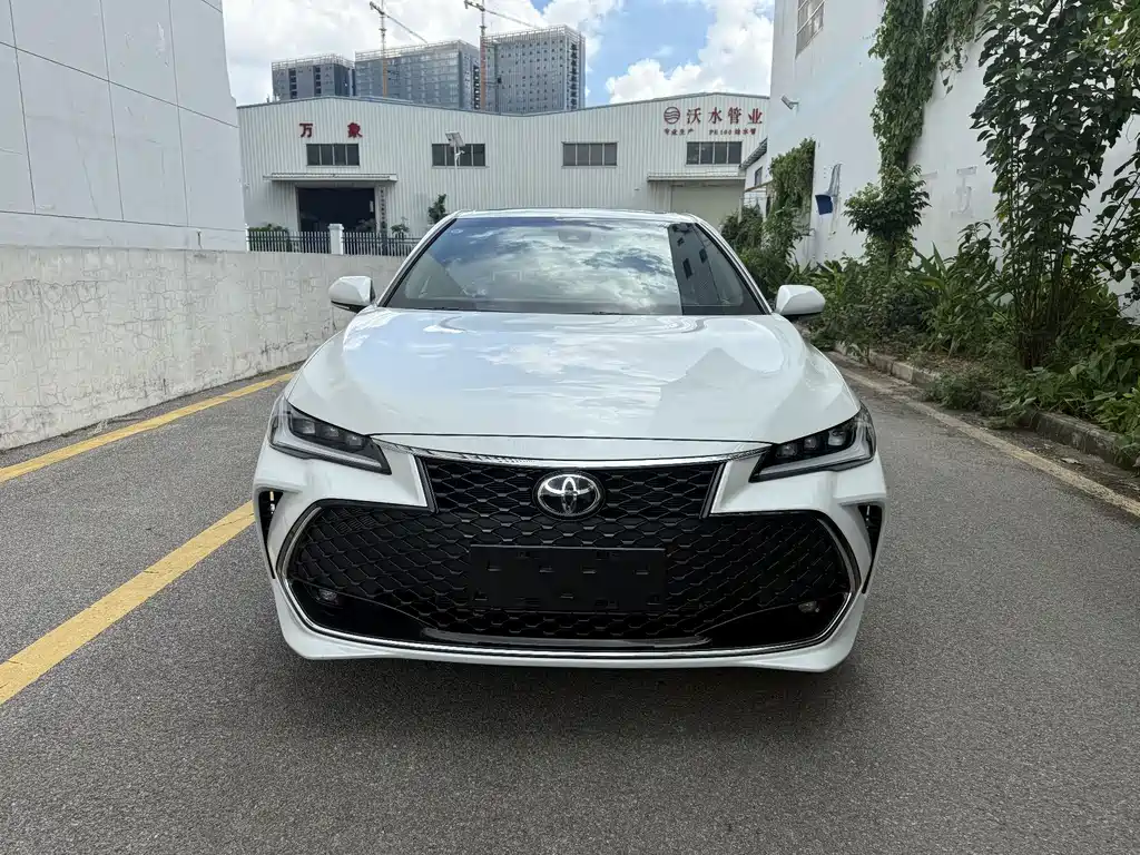TOYOTA ASIAN DRAGON
