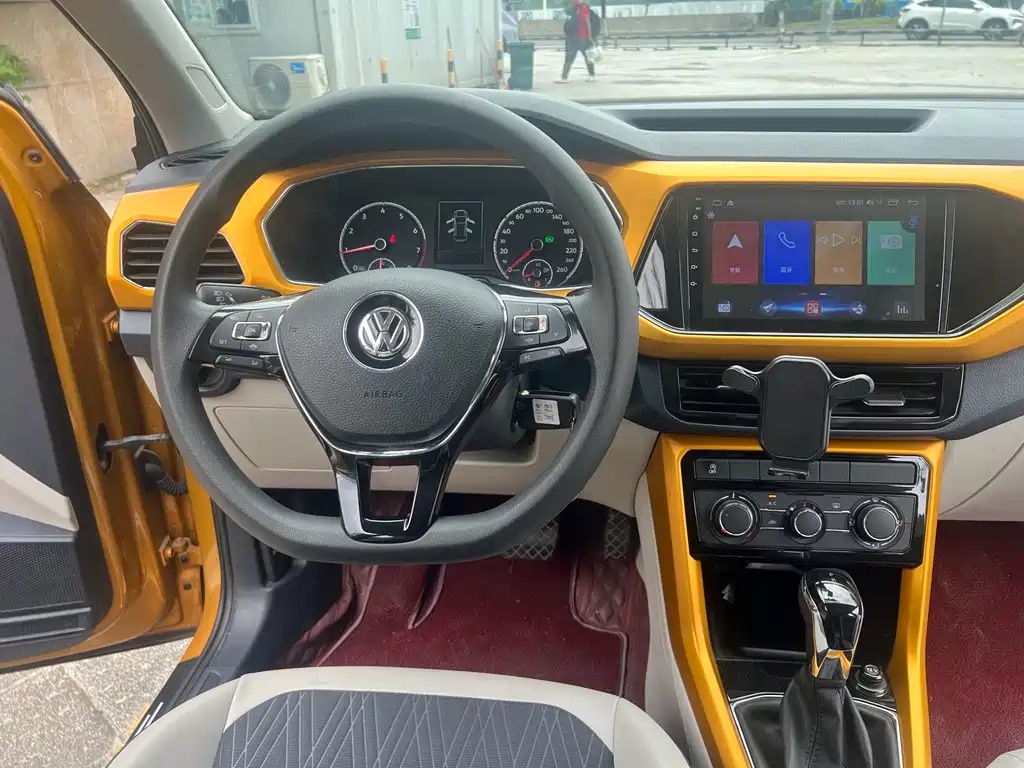 Volkswagen T-Cross — миниатюра 14
