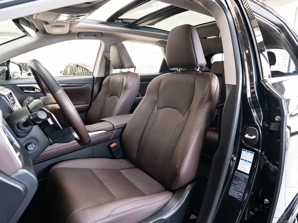 Lexus RX — миниатюра 11