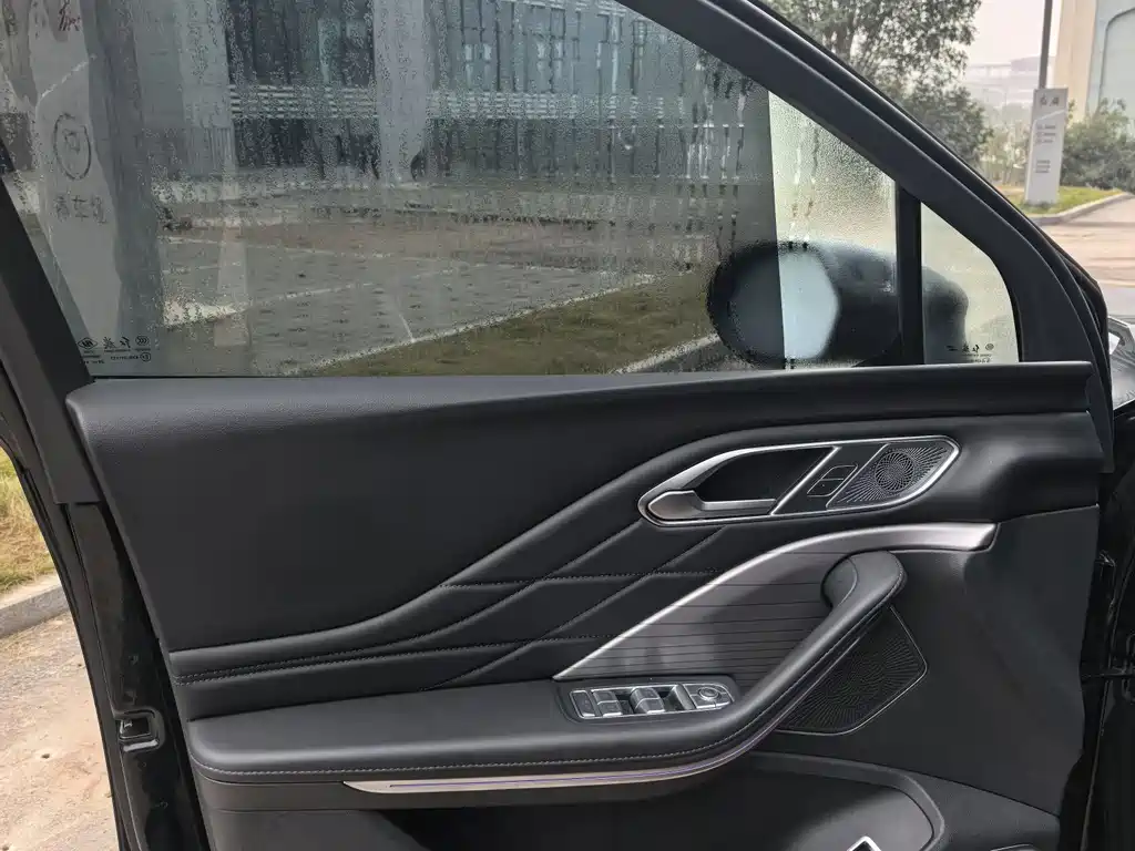 Hongqi HONGQI HS7 PHEV